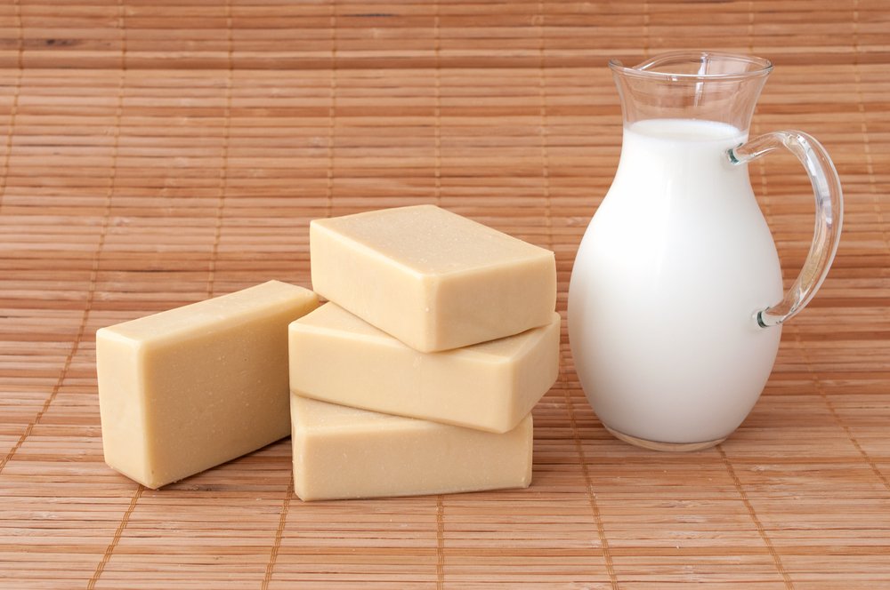 Savons au lait d’ânesse, lait de chèvre et lait de jument : 3 laits surprenants au service de la cosmétique